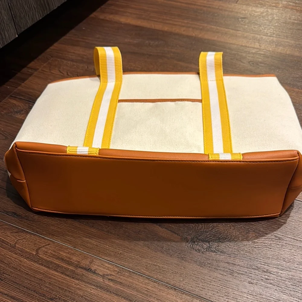 Stylish Canvas Cream and Tan Tote Bag with striped yellow/ white straps NWOT - Picture 4 of 9